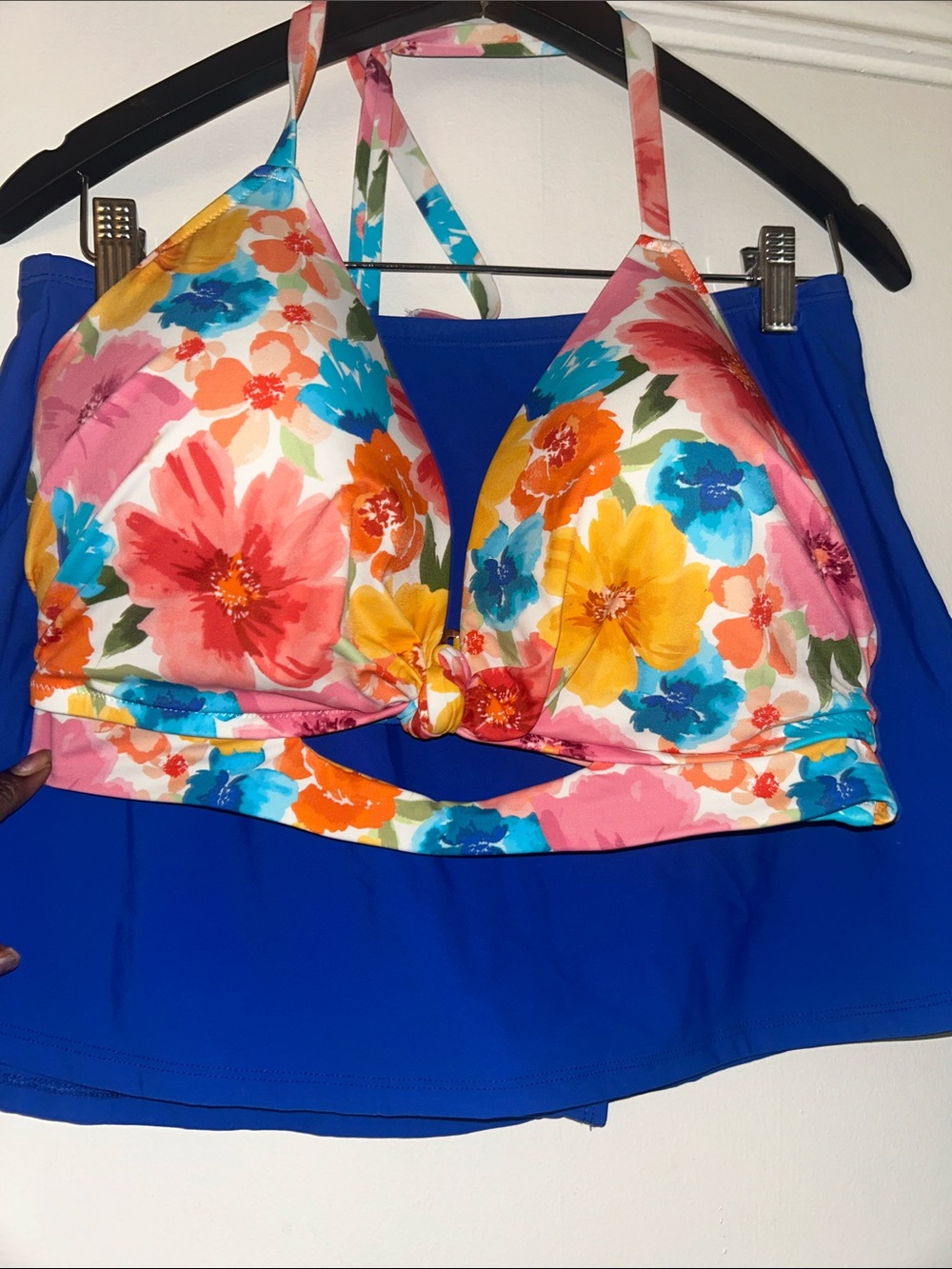 Topanga NWT skort size 14 &
Shade & Shore floral bath suit Top 36DD